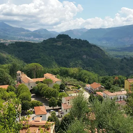 Il Chiostro 2* Rivello