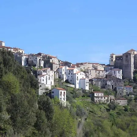 Il Chiostro 2*