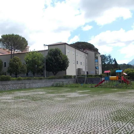 Il Chiostro 2*